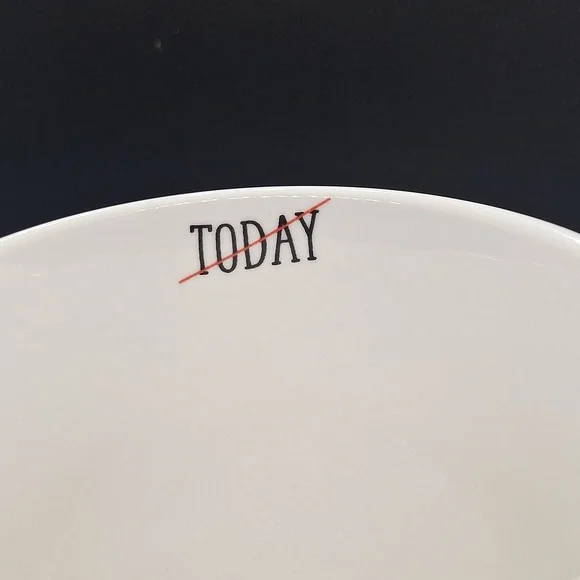 Stylish White Coffee Mug with Fashion Illustration - Picture 3 of 5